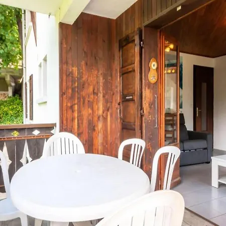 Les Egralets Apartment